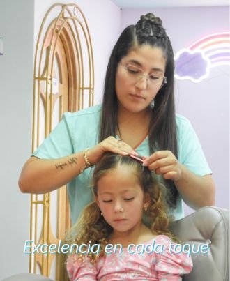 Razones-para-elegir-Kids-spa-peluqueria-en-el-carmen-de-viboral-330x403-2.jpg